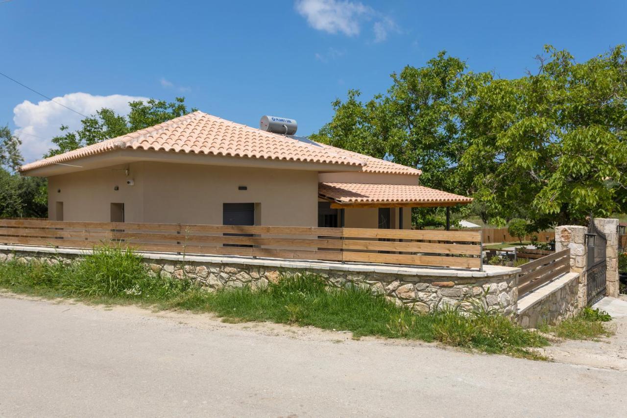 Вилла Athina'S House Drakas Экстерьер фото