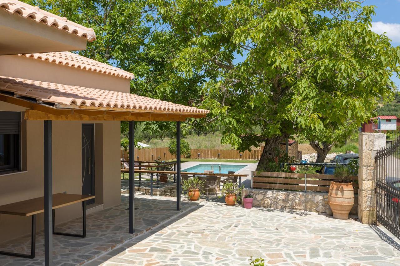 Вилла Athina'S House Drakas Экстерьер фото